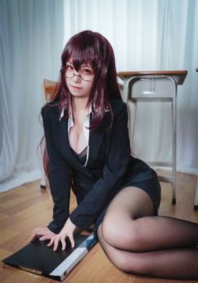 巨蛇闯女校完整版免费观看_高清视频在线观看