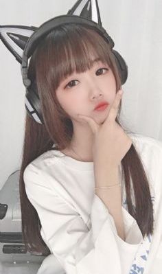 美少女莫娜_1080超清在线观看
